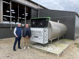 Elmar D&uuml;bbert (links) und Herbert Wank (rechts) sind f&uuml;r den SERAP-Vertrieb in Deutschland zust&auml;ndig.
